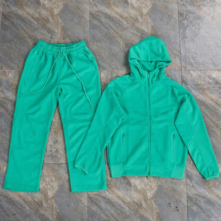 هودي بسحاب وسترة هودي وبنطال رياضي للرجال والنساء ..Zip-up hoodies, hoodie jackets and sweatpants for men and women