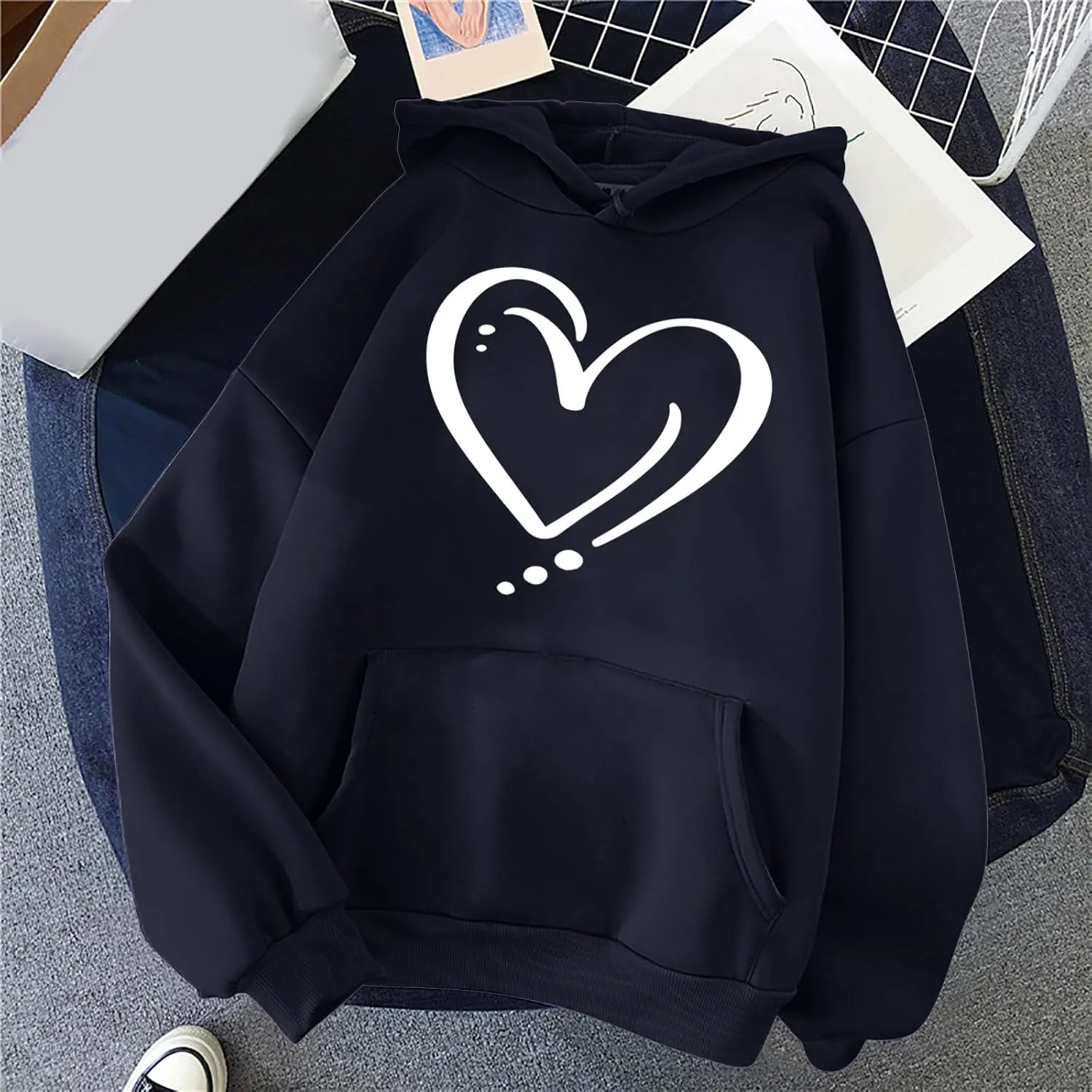 ctdiral Women's Cute Heart Printed Hoodies Casual Long Sleeve Comfortable Hooded Sweatshirt with Pocket Fall Clothes
