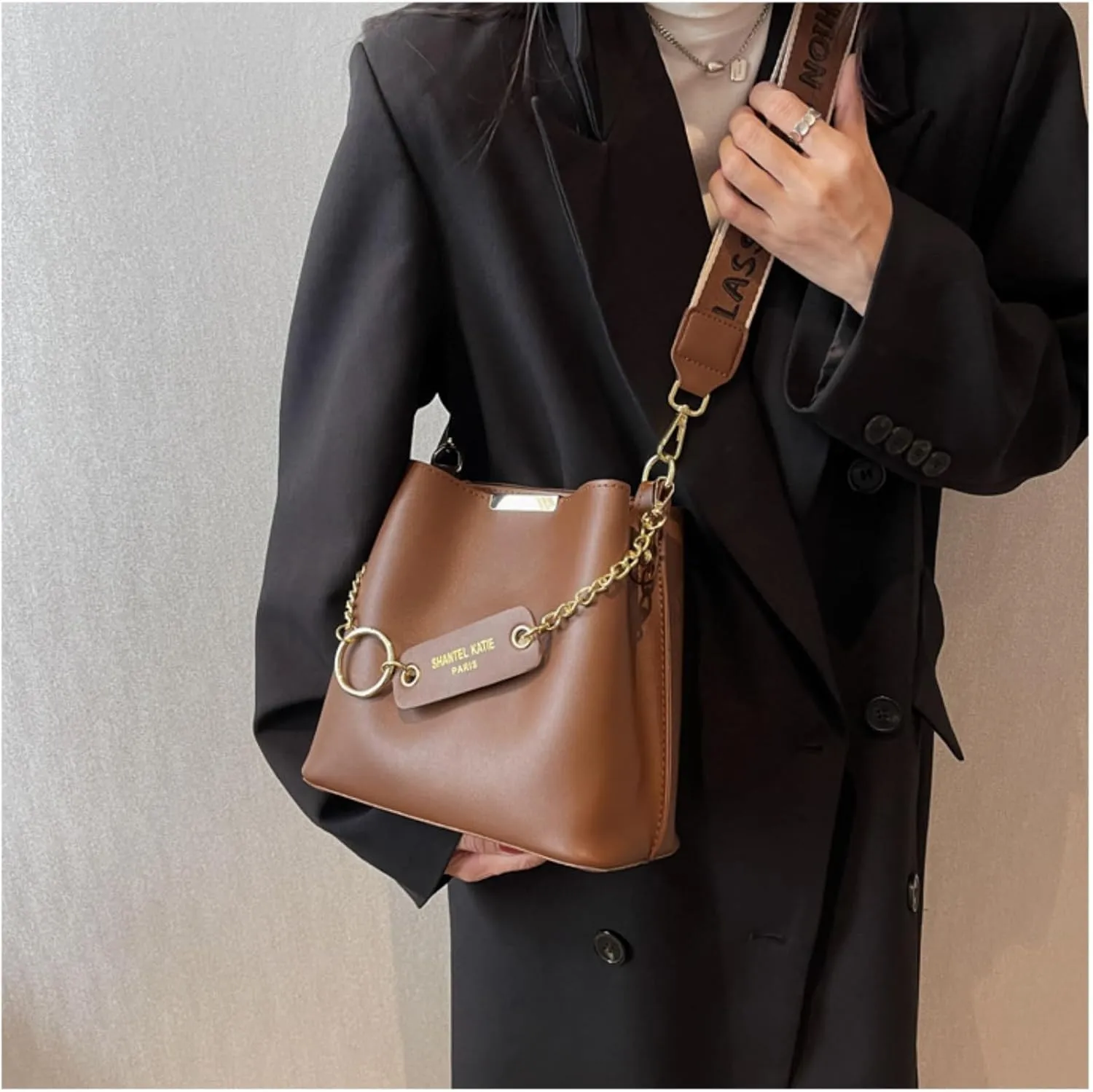 Women's Chic Large Capacity Bucket Bag - Fashionable Wide Strap, Pure Color Design, Travel & Daily Commute